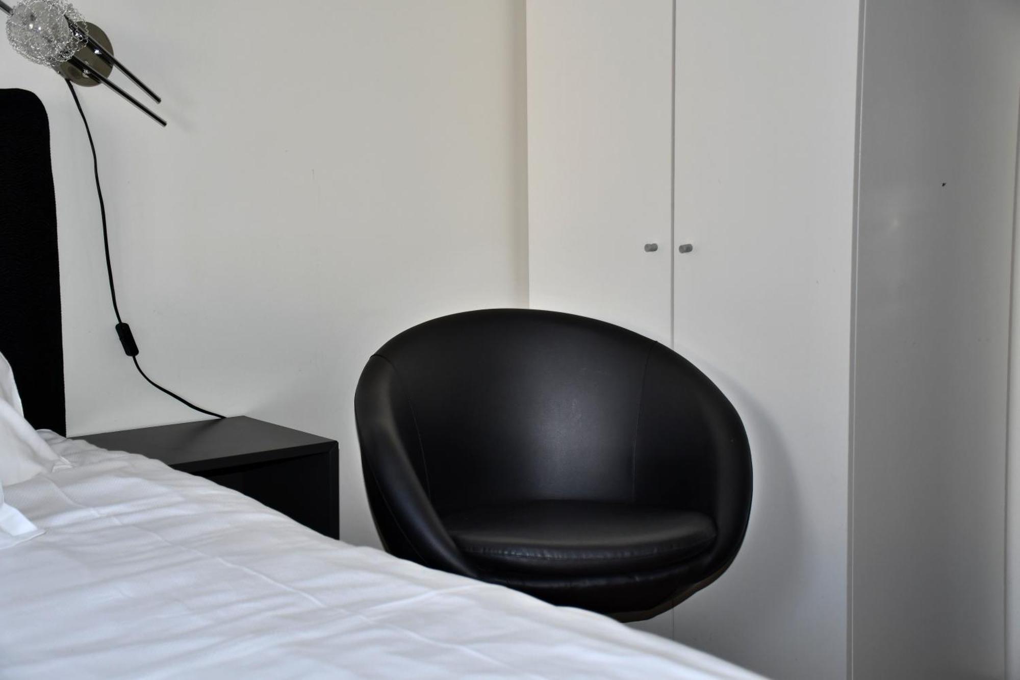Kungsbacken Hotell & Konferens Katrineholm Eksteriør billede